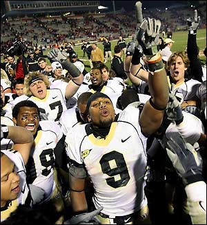 Download this Wake Forest Football picture